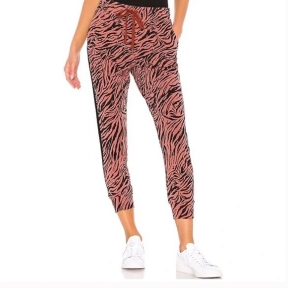 **$5 SALE** SUNDRY Pink and Black Coral Zebra Jogger - Picture 1 of 5